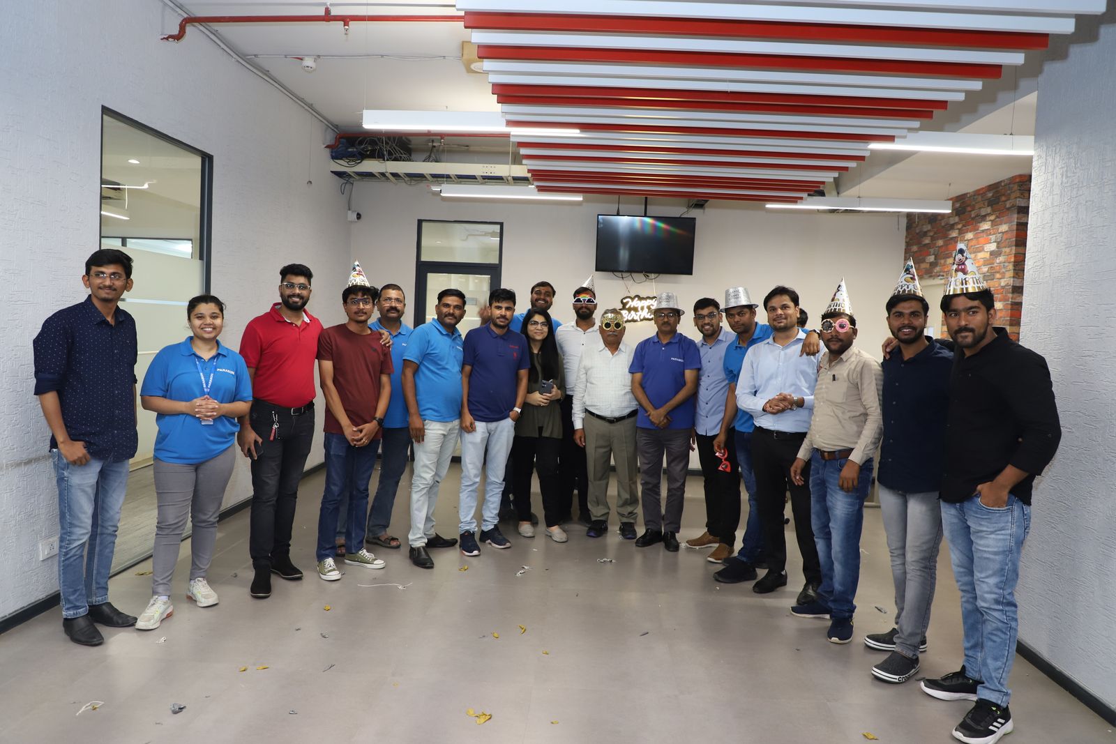 Celebrações de Aniversário na Parason 6